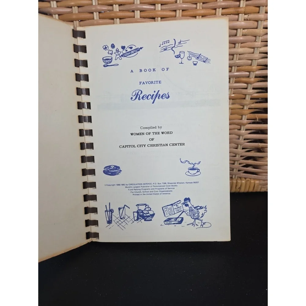 Capitol City Christian Center‎ Cookbook Little Rock, Arkansas 1982 Spiral